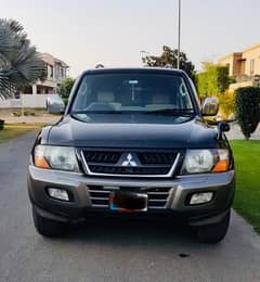 Mitsubishi Pajero 2004