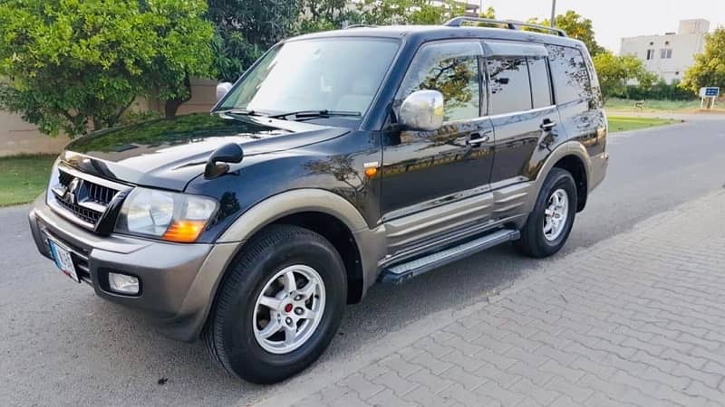 Mitsubishi Pajero 2004 5