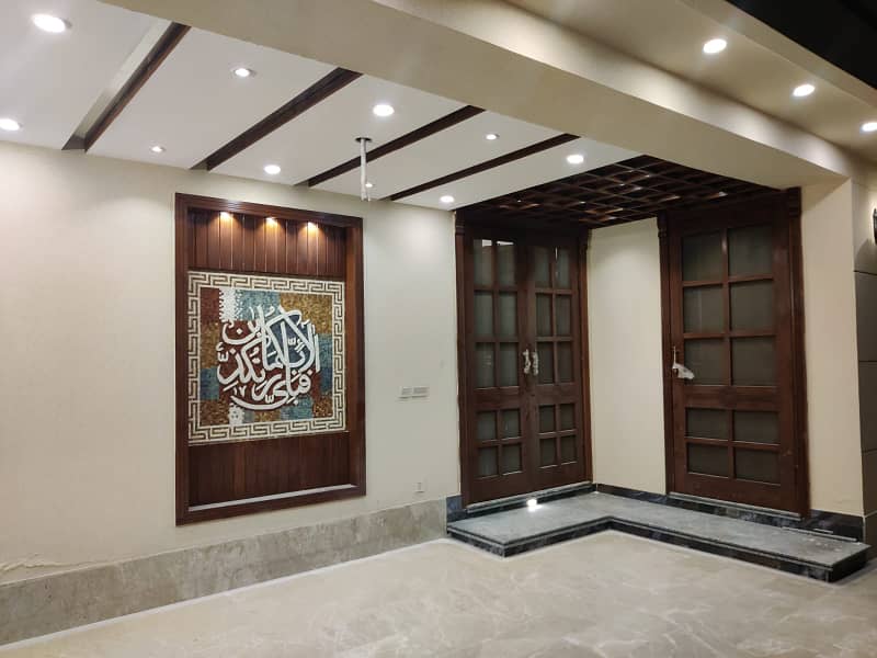 Ten Marla Non-Furnished Brand New House For Rent In Bahria Town, Lahore. 5