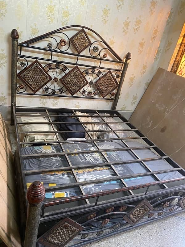 iron bed brand new for sale only bed no side and dressing table 1