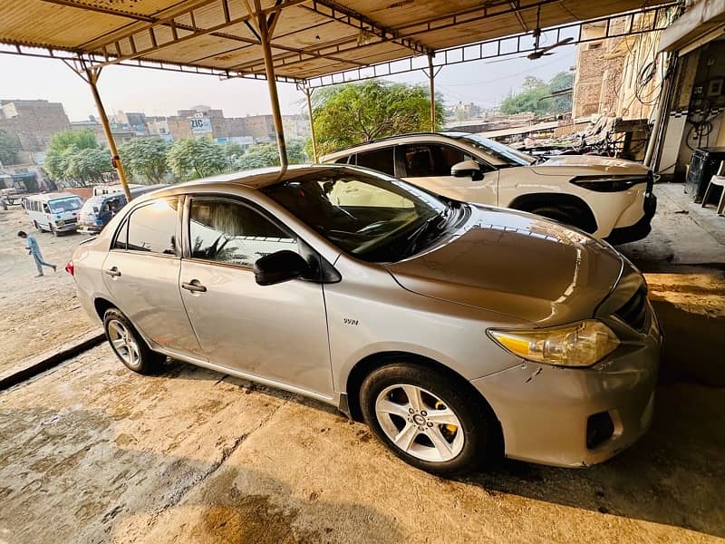 Toyota Corolla GLI 2011 5