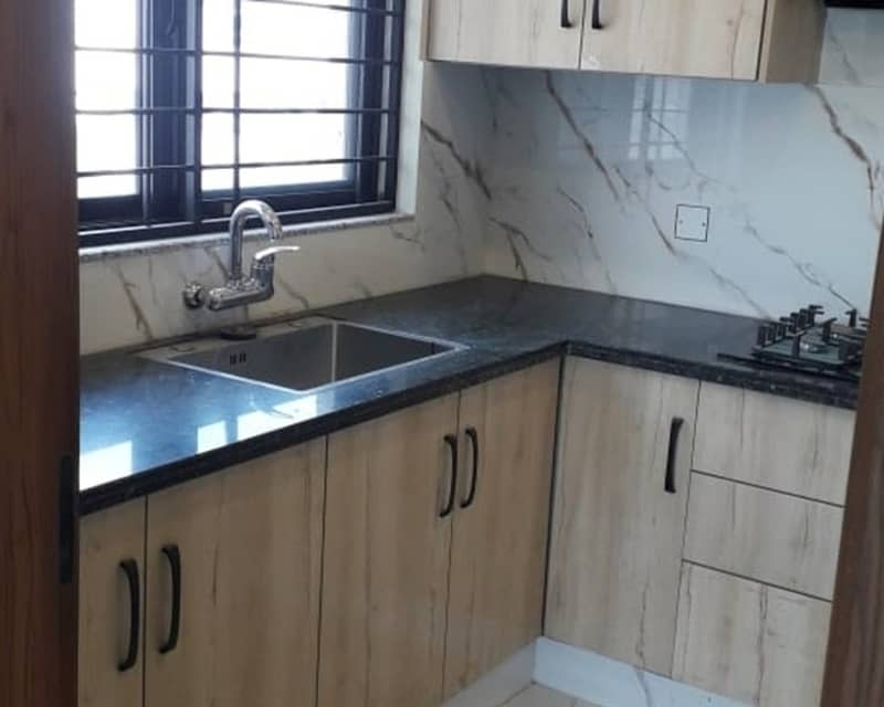 1 Kanal Upper Portion with 3 Bedrooms for Rent in DHA Phase 7 | Book Now 6