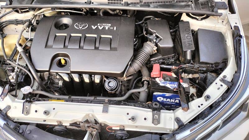 Toyota Altis Grande 2014 8