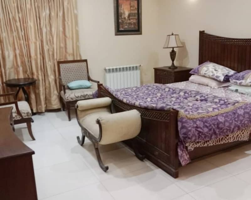 1 Kanal Lavish Bungalow for Rent in DHA Phase 4 GG | Fully Furnished 8