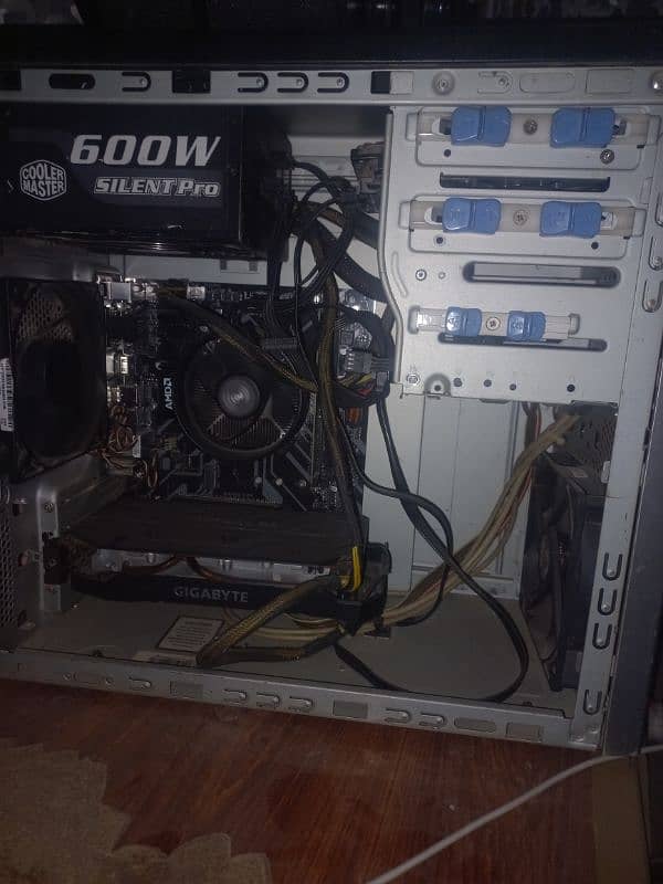 Ryzen 5 5600 Gaming PC 0