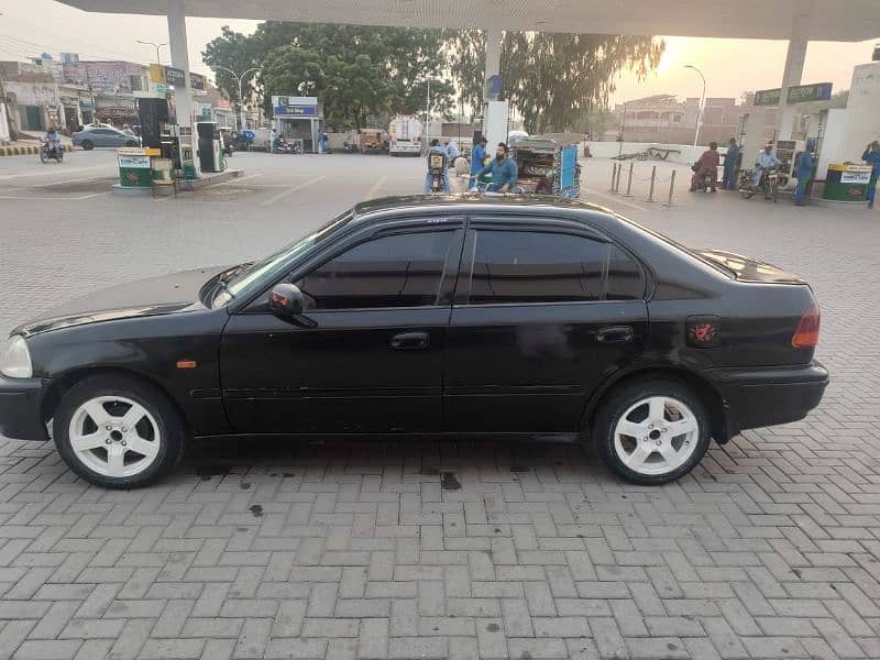 Honda Civic EXi 1996 13