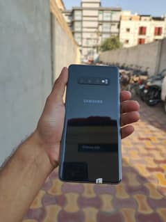 SAMSUNG S10 PLUS Snapdragon 855 ( gaming phone 8/128)  READ ADD 0