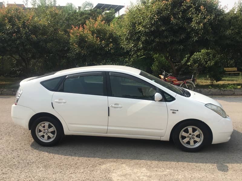 Toyota Prius 2011 1.5 6