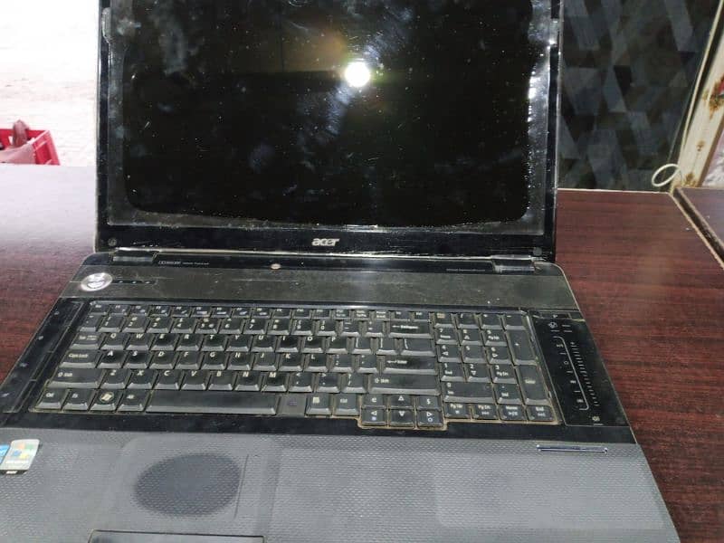 Acer aspire 8735z with 8 gb ram 60gb SSD plus 320HDD without battery 3