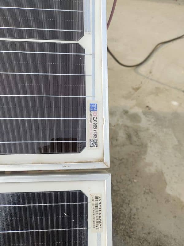 jinko solar 165W 2 plate available ok pice 5