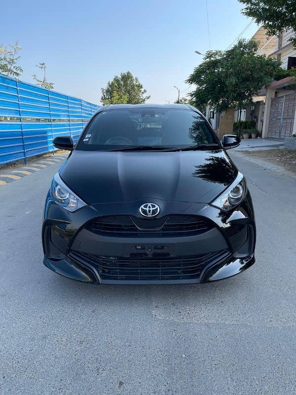 Toyota Yaris 2022  model Japanese  push start package 4 grade Auction 0