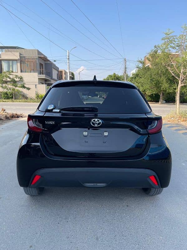 Toyota Yaris 2022  model Japanese  push start package 4 grade Auction 1