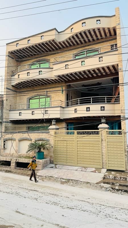 7 Marla Beautiful House For Rent 11