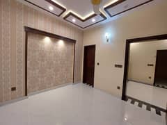 Upper Portion Of 5 Marla House Available For Rent In Block BB Sector D Bahria Town