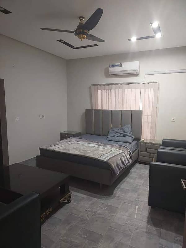 1.5 kanal house for rent in model town, Lahore 8