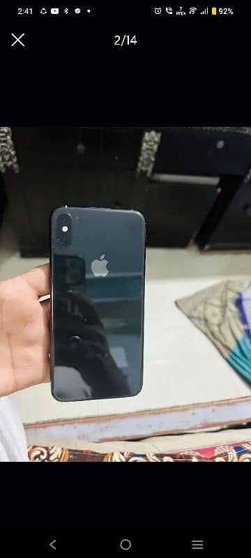 I phone xs max black color 11