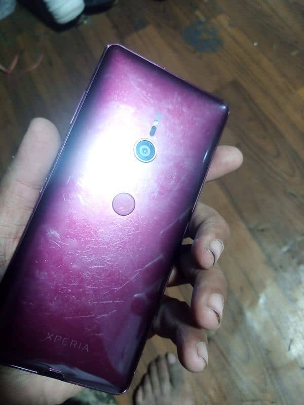 Sony experia xz3 all okay ha  original used 4/64 0