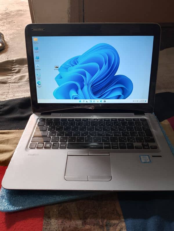 Hp EliteBook 840 G3 , Core i5 , 6th Generation, 8GB RAM,128GB 5