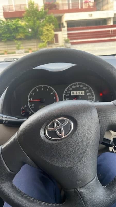 Toyota Corolla XLI 2013 1