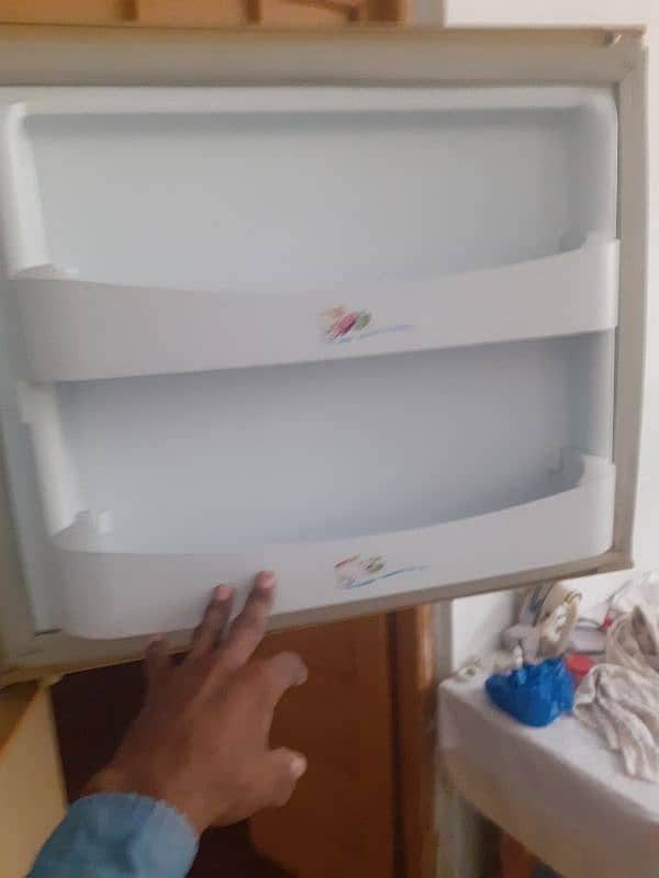 used condition refrigerator 2