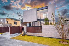 01 KANAL ULTRA MODERN DESIGN HOUSE FOR SALE IN DHA PHASE 6