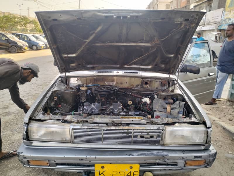 Nissan Sunny 1988 B-12 10