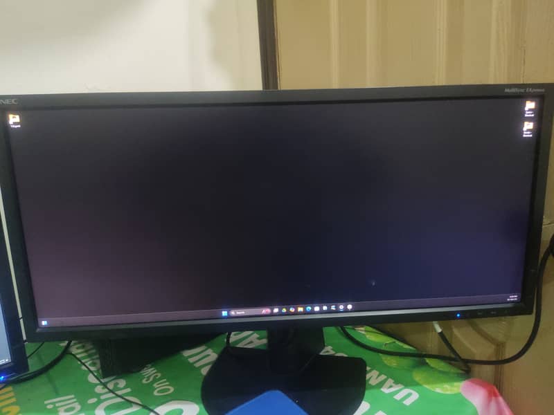 Ultra Wide 29" NEC MultiSync EA294WMi IPS Monitor 2