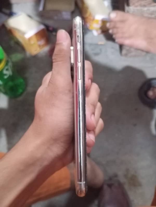 iphone xs non pta 1 hand used 3