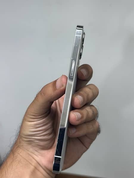 iPhone 12 Pro Max 128GB 4