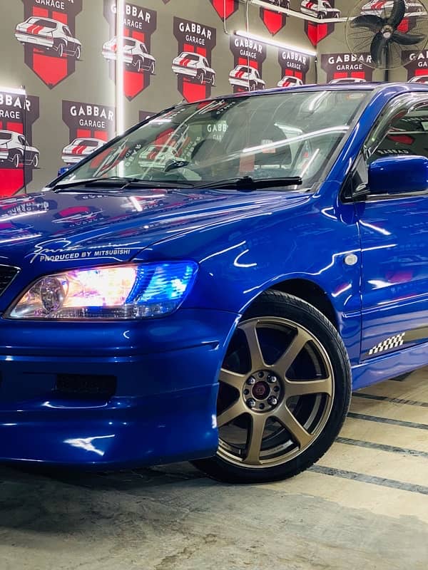 Mitsubishi Lancer Evolution 2005 1