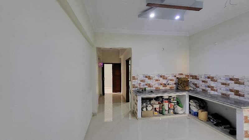 150 Square Yards Old But Good House Ideally Situated In Qasimabad 2