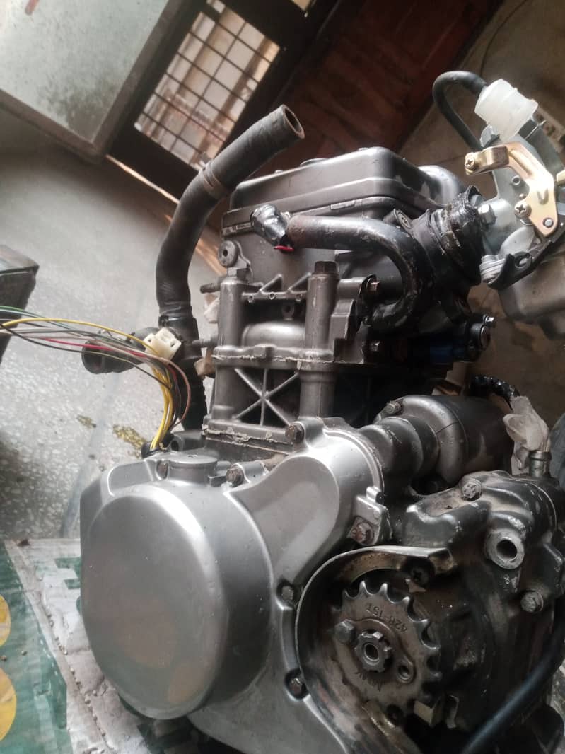 Ktm duke 150 engine with carb cdi radiator 2