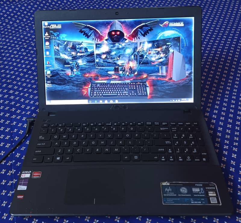 ASUS AMD E2-6110 Laptop 0