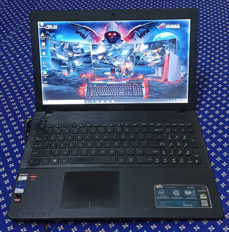 ASUS AMD E2-6110 Laptop 5