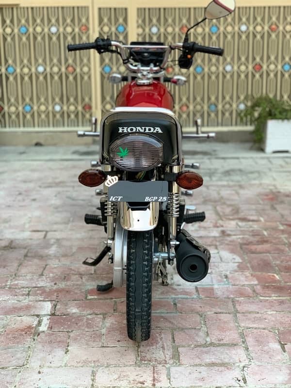 Honda 125 self start 7