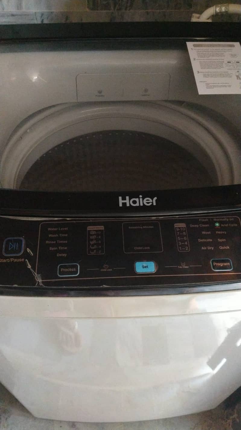 Automatic washing machine and dryer 4