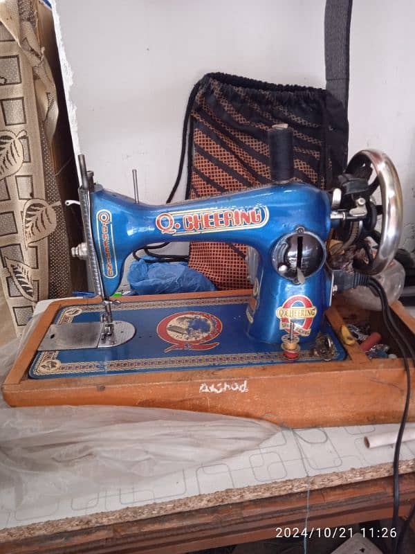 Sewing machine for sale 0