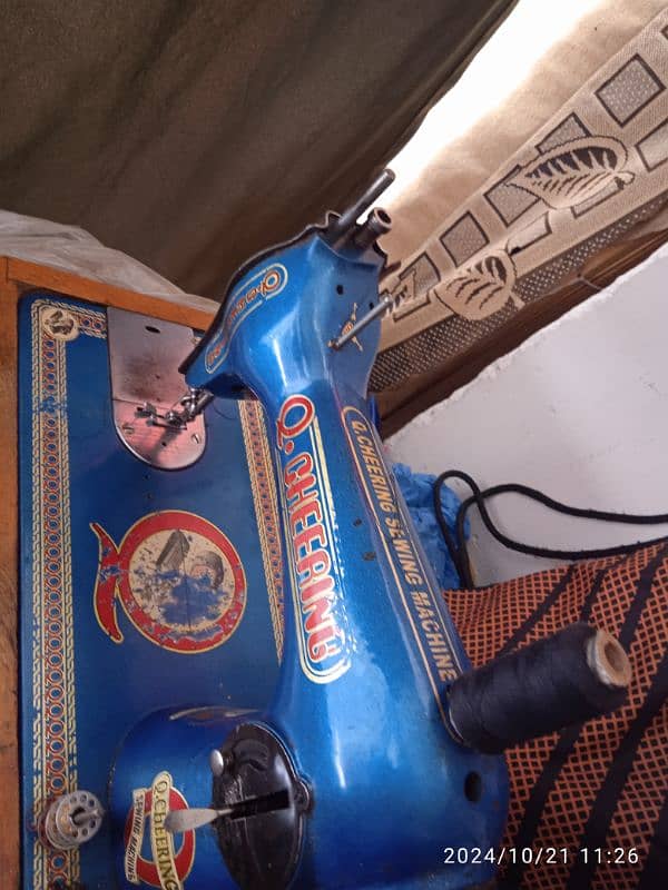 Sewing machine for sale 4