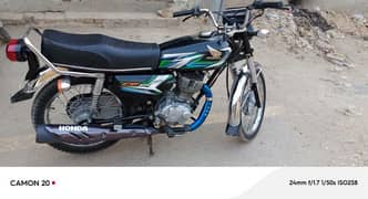 Honda 125 22/23 lush bike complete documents