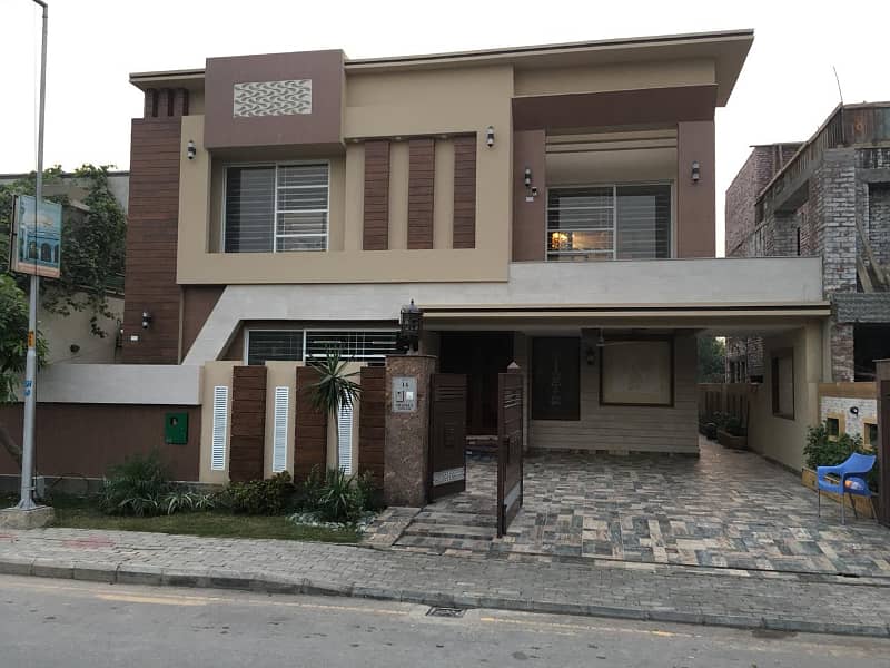 1 Kanal Like Brand New Luxury House With Gas Available For Rent In Bahria Town Lahore. 0