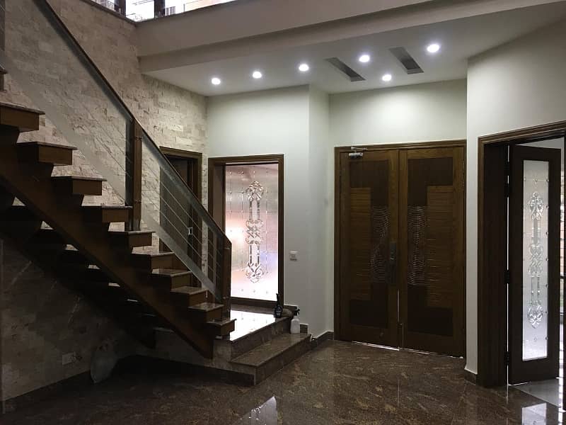 1 Kanal Like Brand New Luxury House With Gas Available For Rent In Bahria Town Lahore. 6