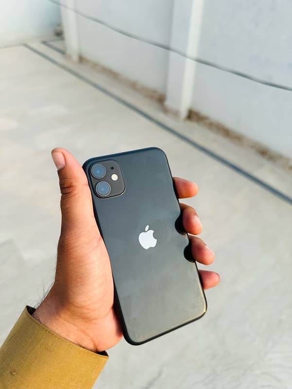 iPhone 11 64gb jv 4