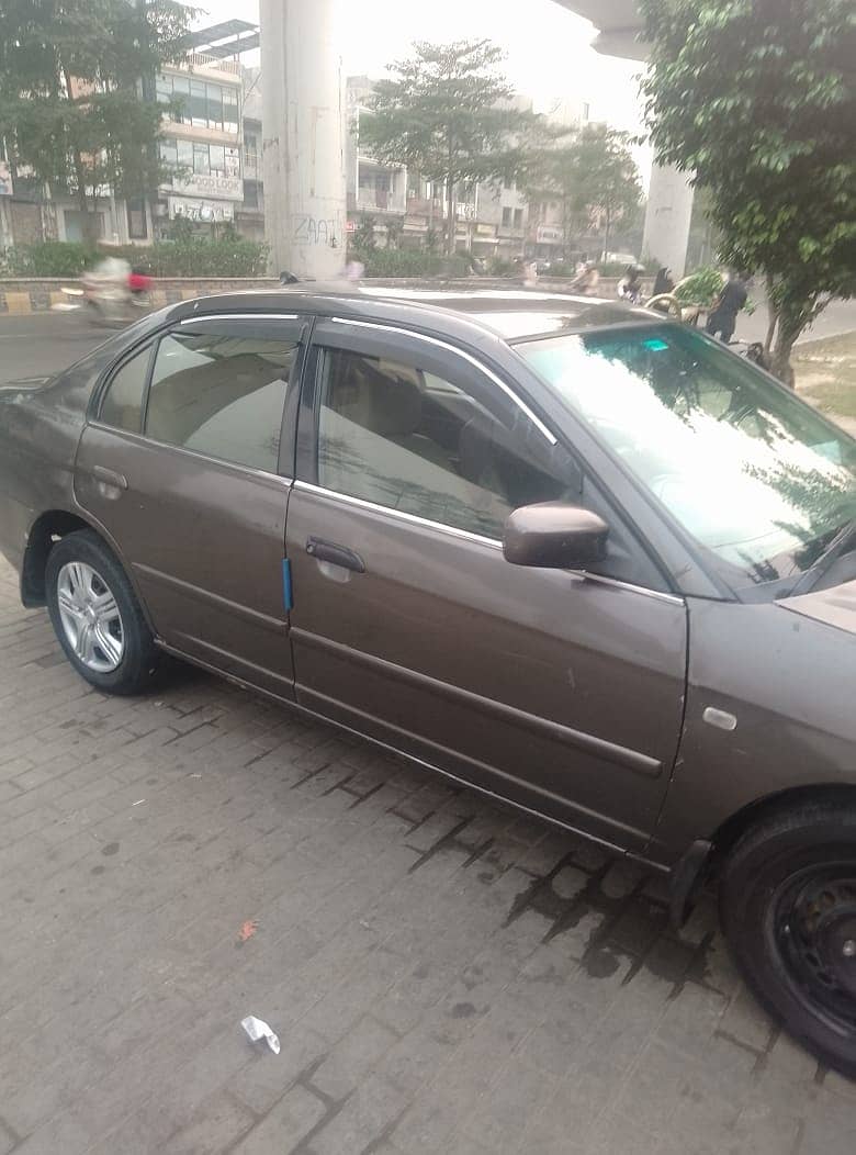 Honda Civic EXi 2005 1