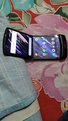 Motorola Razr fold 128 gb E sim version