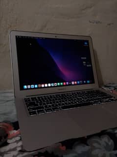 MacBook air (early 2015)