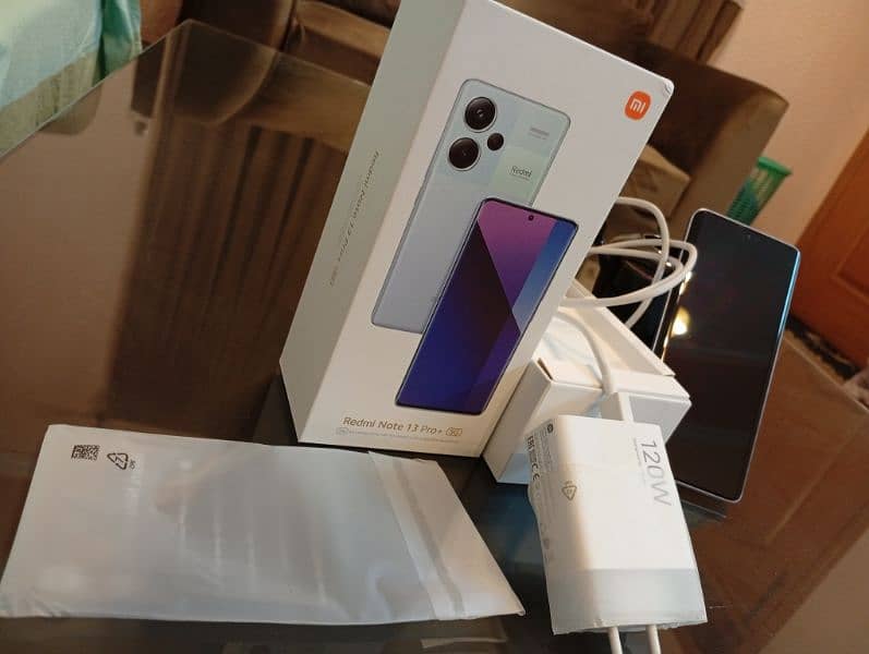 Xiaomi Redmi Note 13 Pro Plus (5 G) 9