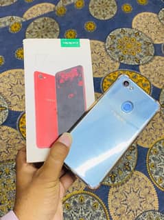 Oppo F7.4/64gb . Set with Box . Urgent Sale