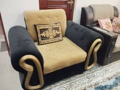 Beautiful Black & Gold SOFA Set