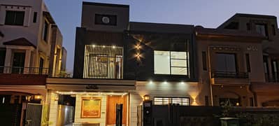 10.66 Marla Brand New Modern Style Luxury House Available For Rent In Bahria Town Lahore.