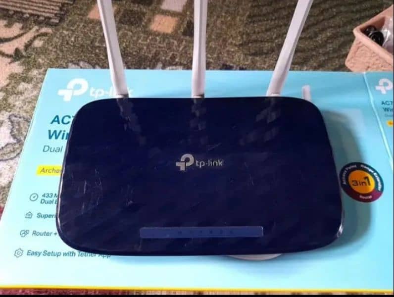 tp-link AC750 Router 1